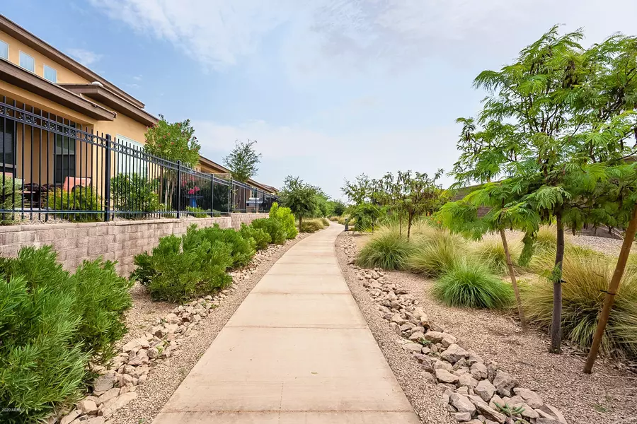 815 E COBBLE STONE Drive, Queen Creek, AZ 85140