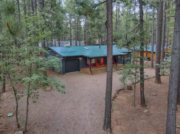 Pinetop, AZ 85935,8343 WILD HORSE Road