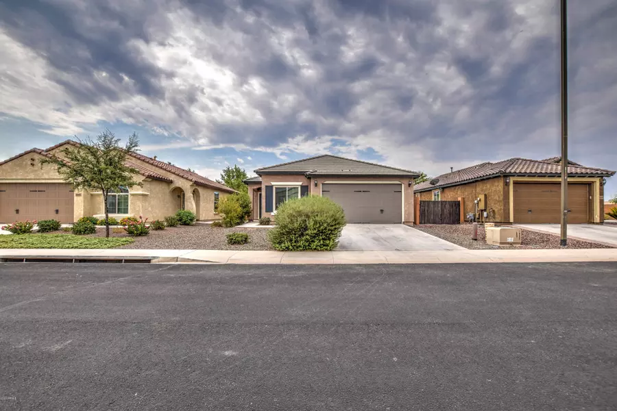 26135 W SEQUOIA Drive, Buckeye, AZ 85396