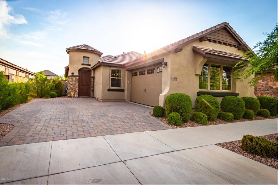 4560 S CENTRIC Way, Mesa, AZ 85212