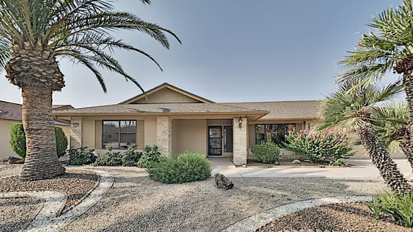 13631 W GARDENVIEW Drive, Sun City West, AZ 85375