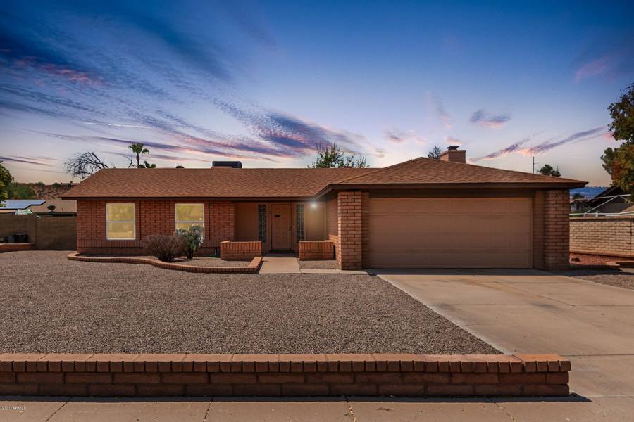 815 E LE MARCHE Avenue, Phoenix, AZ 85022