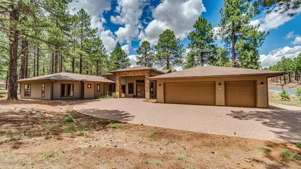 3705 W DAPPLE GREY --, Flagstaff, AZ 86005