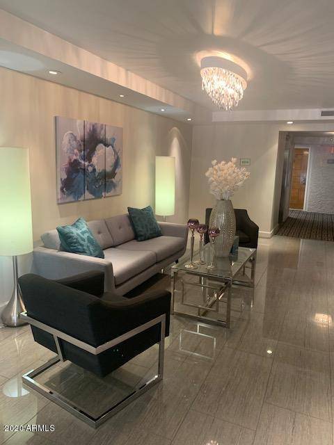 Scottsdale, AZ 85251,7970 E CAMELBACK Road E #211