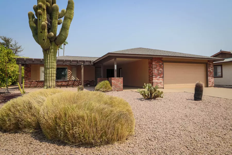 926 LEISURE WORLD --, Mesa, AZ 85206