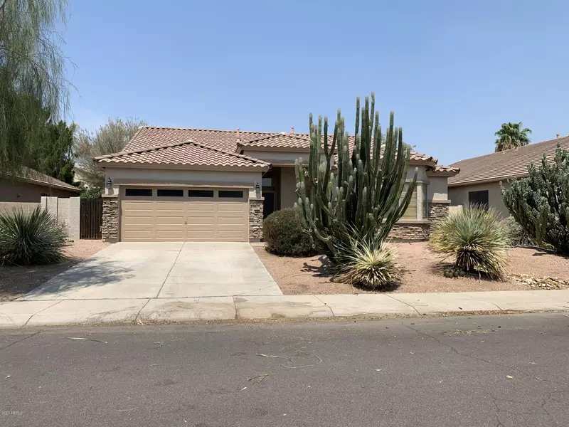 3550 E FEATHER Avenue, Gilbert, AZ 85234