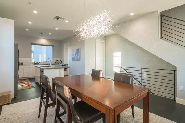 Scottsdale, AZ 85260,16510 N 92ND Street #1012