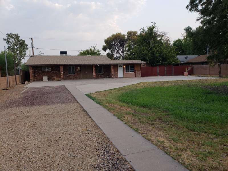 2545 W VISTA Avenue, Phoenix, AZ 85051