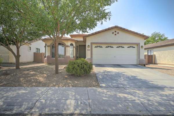 Phoenix, AZ 85041,1525 W SAINT ANNE Avenue