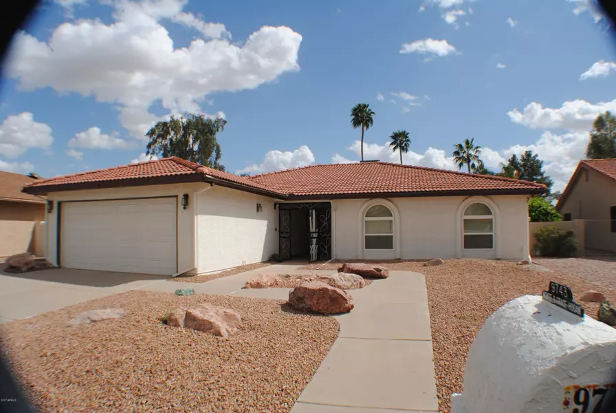 9743 E CHESTNUT Drive, Sun Lakes, AZ 85248