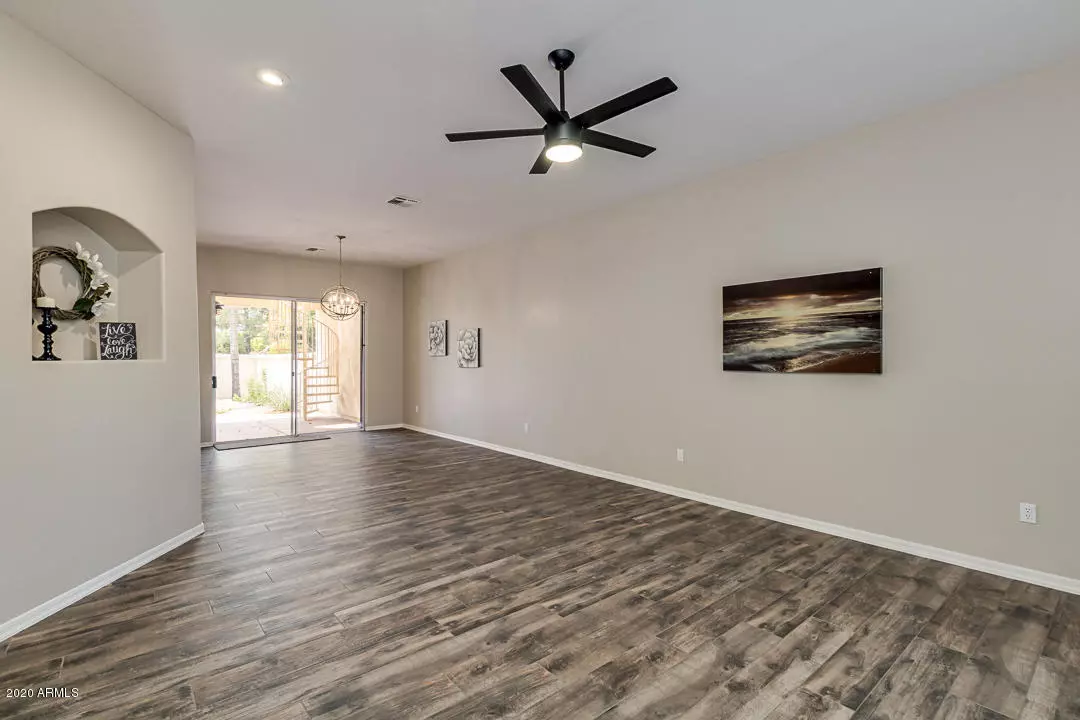 Gilbert, AZ 85234,1700 E LAKESIDE Drive #49