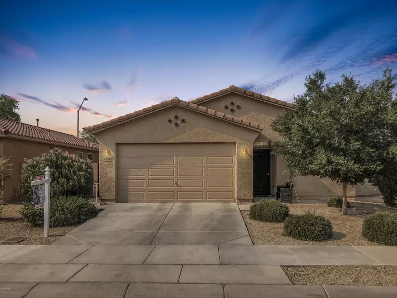 17390 W WOODLANDS Avenue, Goodyear, AZ 85338