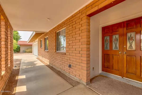 1650 E GLENCOVE Street, Mesa, AZ 85203