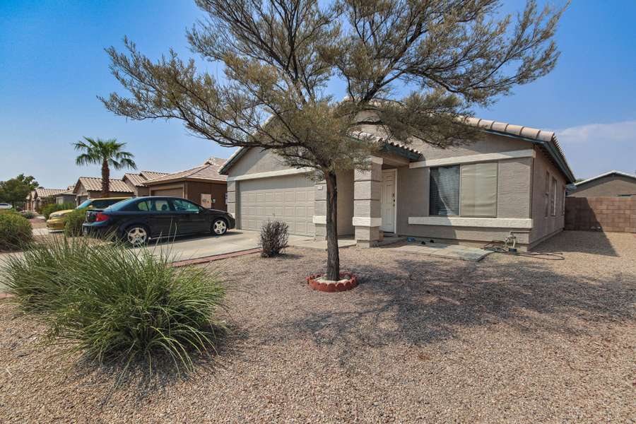 15916 W ELM Street, Surprise, AZ 85374