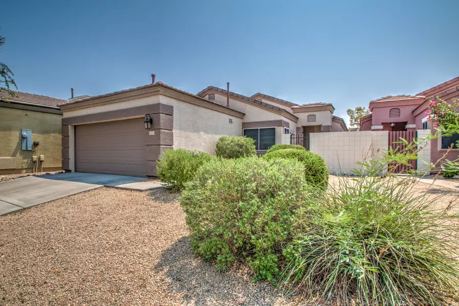 3237 E FREMONT Road, Phoenix, AZ 85042