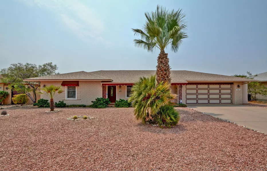 10409 W BURNS Drive, Sun City, AZ 85351