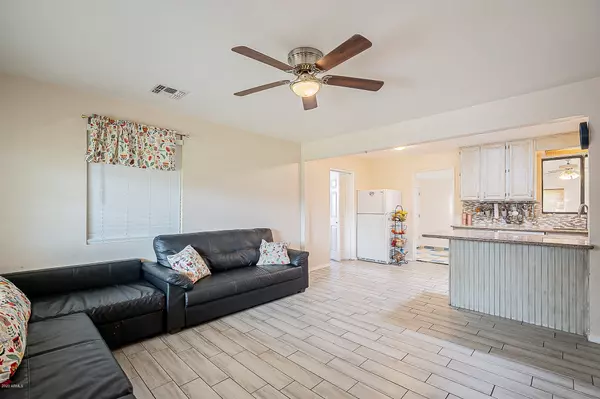 Tempe, AZ 85282,2620 W Greenway Road