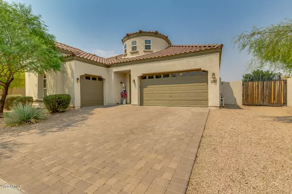 22452 E PECAN Lane, Queen Creek, AZ 85142