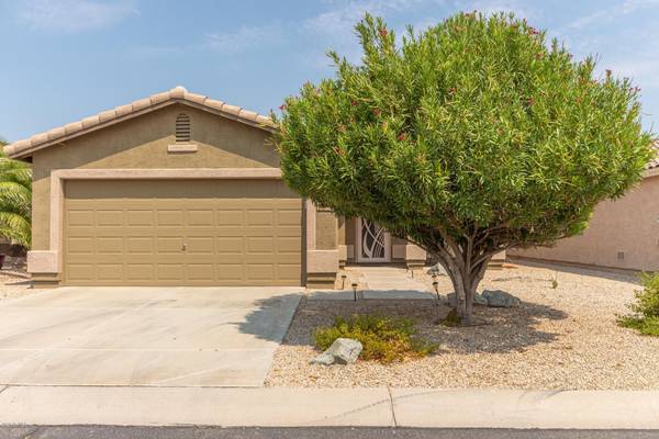 San Tan Valley, AZ 85143,100 E ZINNIA Place