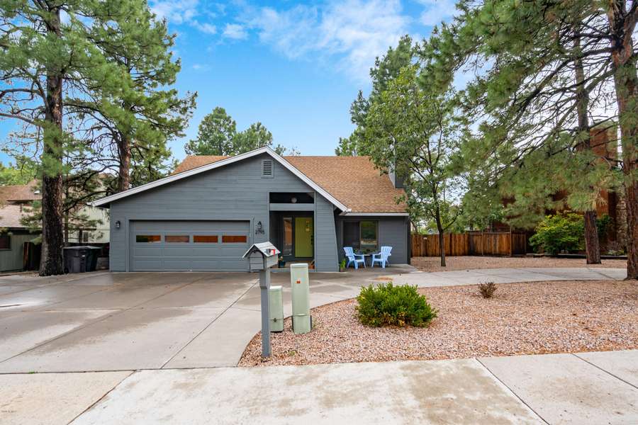 2795 E MATTERHORN Drive, Flagstaff, AZ 86004