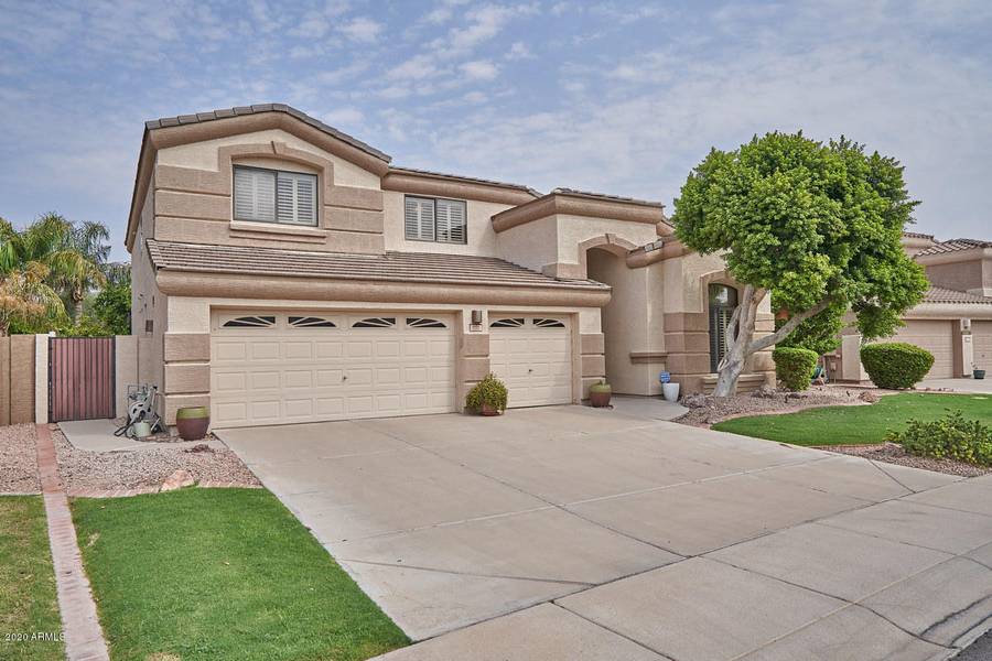 772 W HONEYSUCKLE Drive, Chandler, AZ 85248