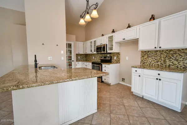 Chandler, AZ 85225,667 E MANOR Drive