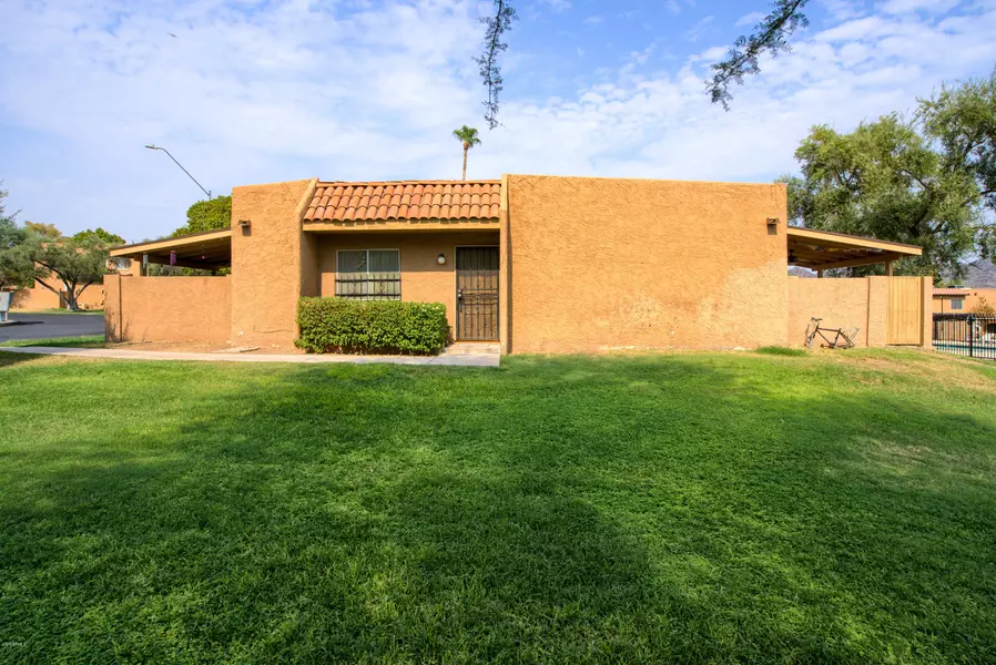 733 E COCHISE Drive, Phoenix, AZ 85020