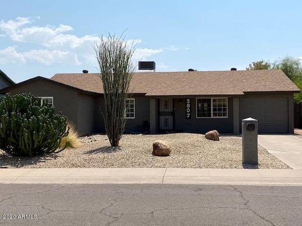 Phoenix, AZ 85032,3807 E Surrey Avenue