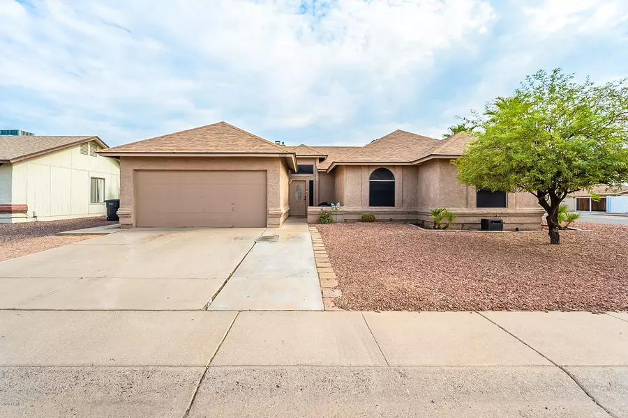 6402 W MONTEREY Place, Chandler, AZ 85226