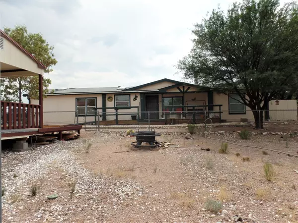 Tombstone, AZ 85638,1499 N Saddleback Circle