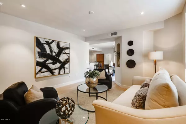 Scottsdale, AZ 85254,15802 N 71ST Street #217