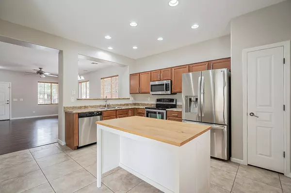 Gilbert, AZ 85295,2996 E DUBLIN Street