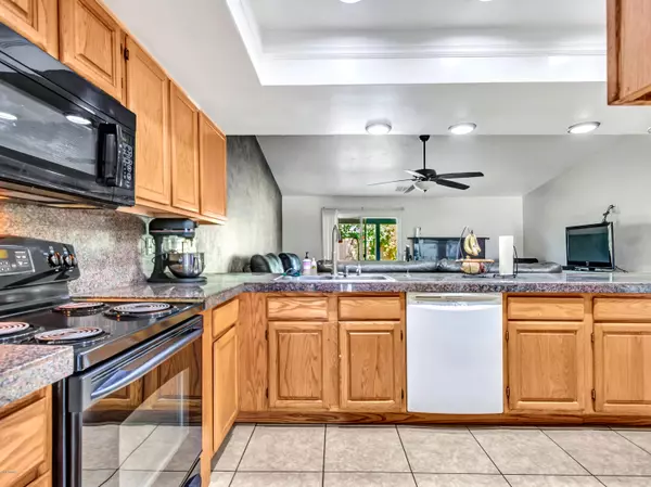 Phoenix, AZ 85033,6542 W COOLIDGE Street