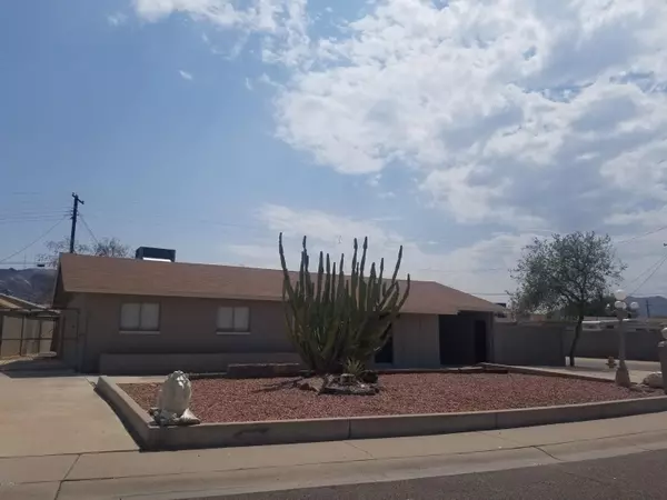 Phoenix, AZ 85042,301 E DESERT Drive