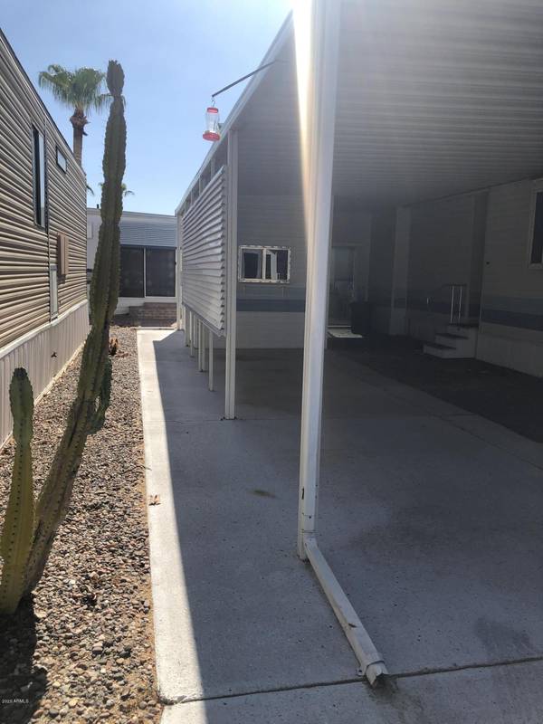 Apache Junction, AZ 85119,924 S NICKEL Drive #924