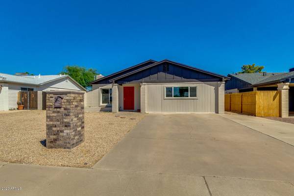 12807 N 26TH Place, Phoenix, AZ 85032