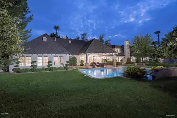 8633 N WHY WORRY Lane, Phoenix, AZ 85021