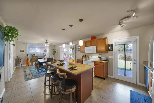 Phoenix, AZ 85020,1014 E LAS PALMARITAS Drive