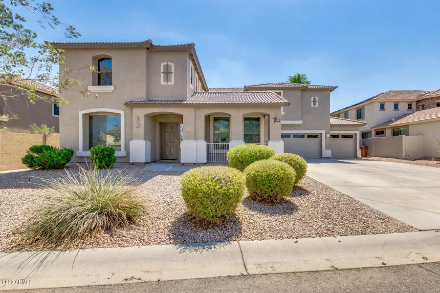 31238 N SADDLEBAG Lane, San Tan Valley, AZ 85143