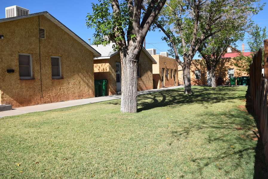 615 N KINSLEY Avenue, Winslow, AZ 86047