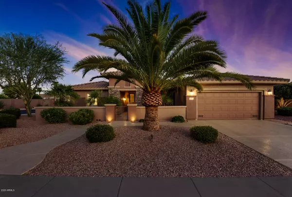 18925 N AZTEC POINT Drive, Surprise, AZ 85387