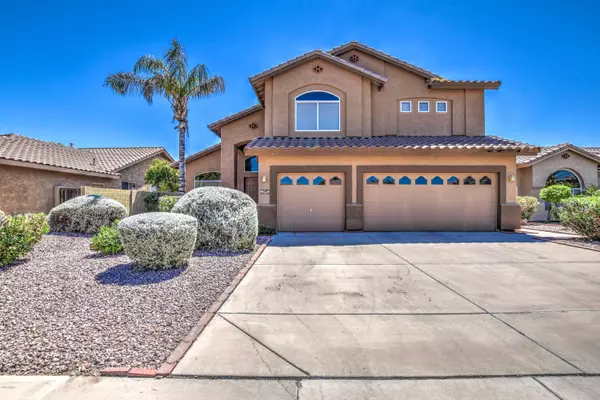 317 W OXFORD Lane, Gilbert, AZ 85233