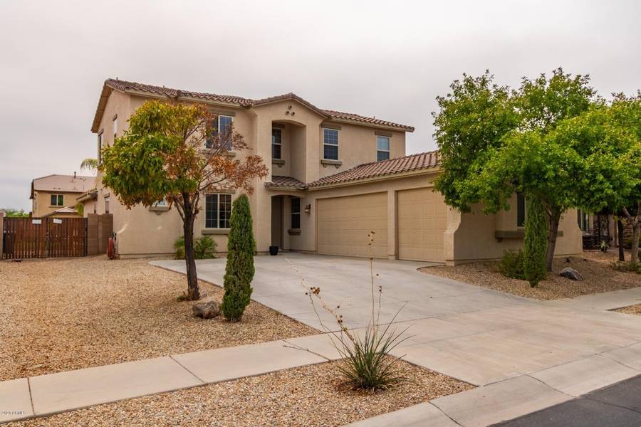 17169 W GAMBIT Trail, Surprise, AZ 85387