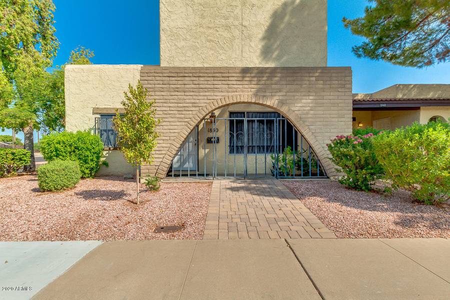 1850 W STELLA Lane, Phoenix, AZ 85015