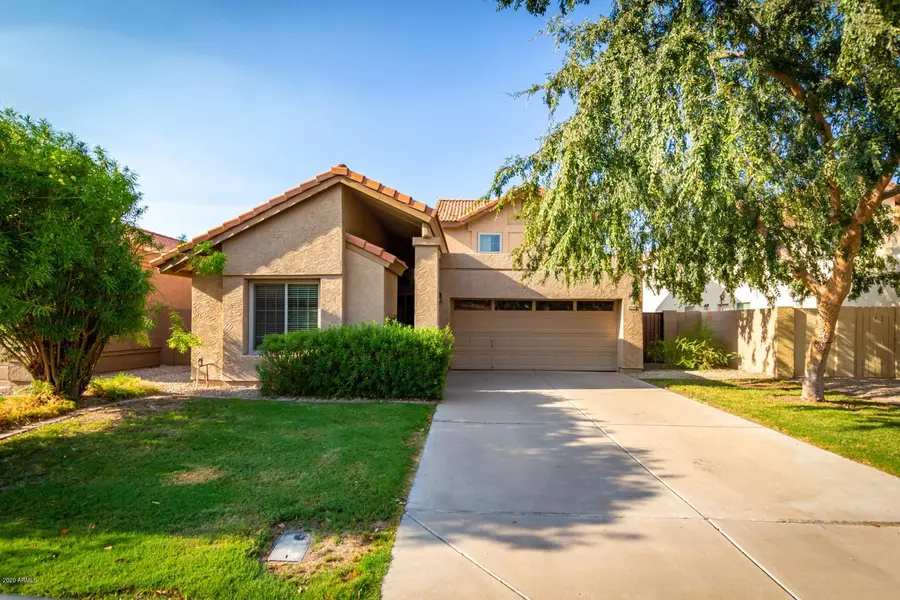 1214 W SANDMAN Drive, Gilbert, AZ 85233