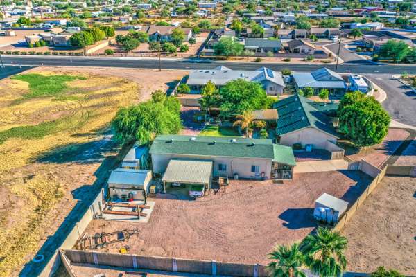 Apache Junction, AZ 85119,142 E 16TH Avenue