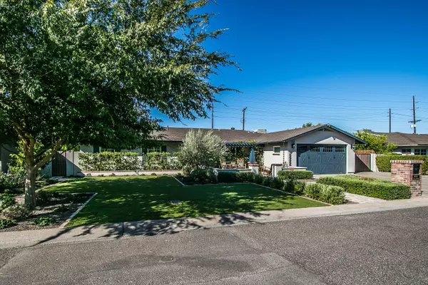 Phoenix, AZ 85018,4595 E CALLE REDONDA --