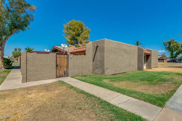 633 N MAY -- #16, Mesa, AZ 85201