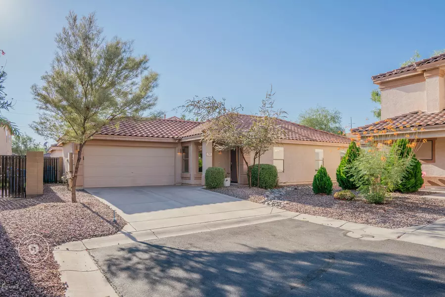 742 E ROSE MARIE Lane, Phoenix, AZ 85022