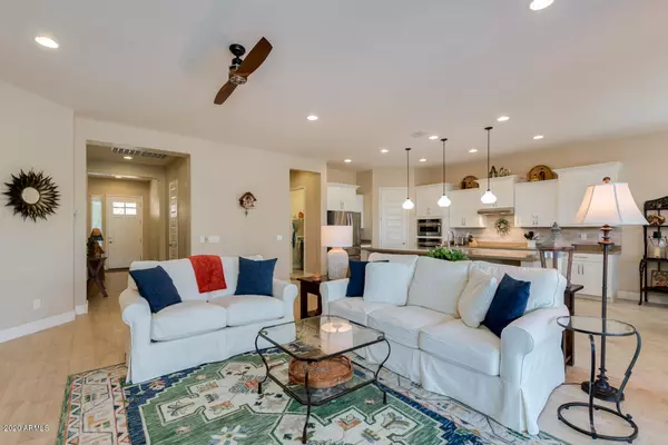 Gilbert, AZ 85298,3930 E CHESTNUT Lane